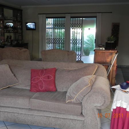 Kings Guest House Westville Exterior foto
