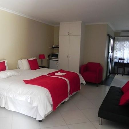Kings Guest House Westville Exterior foto